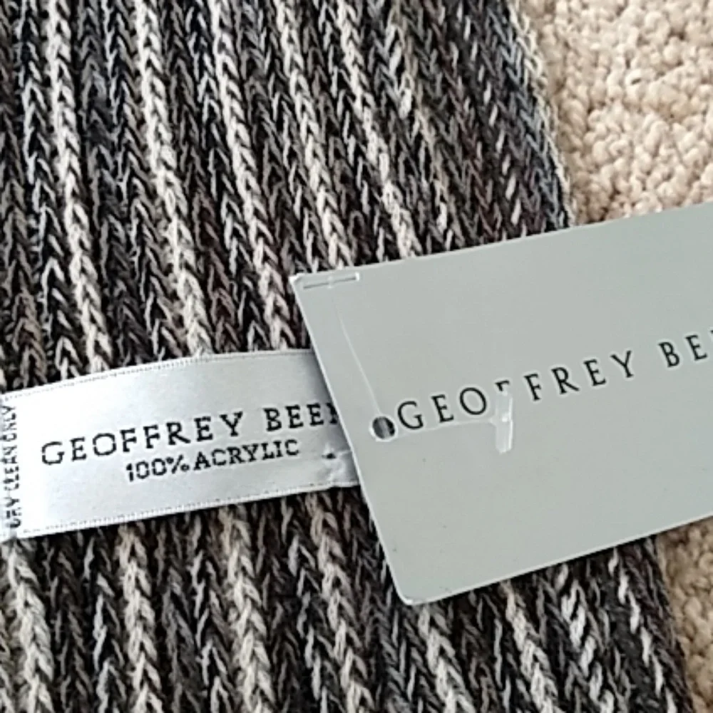 Geoffrey‎ Been tassel scarf NWT